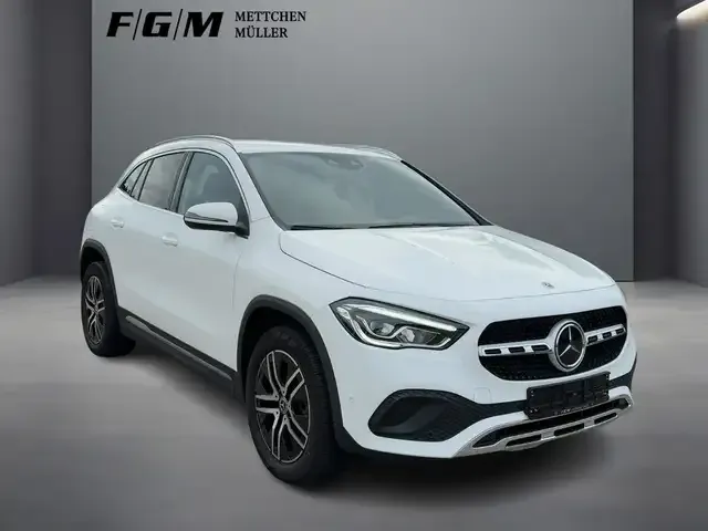 Mercedes-Benz GLA 250