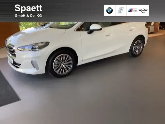BMW 218