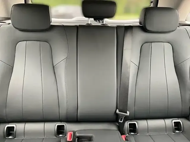 Mercedes-Benz B 220