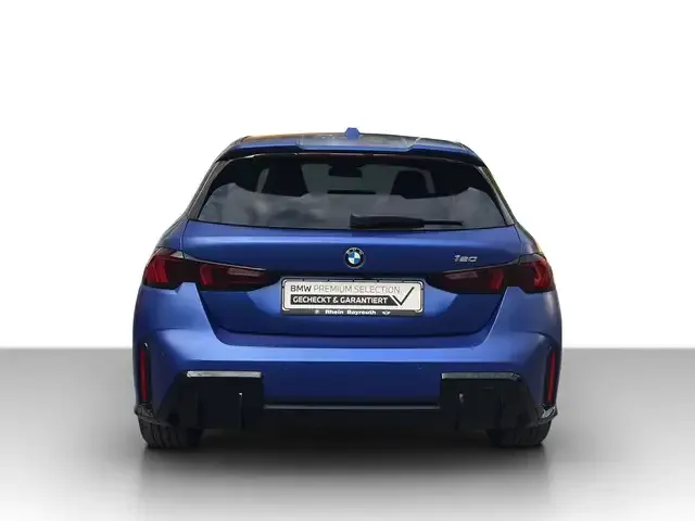 BMW 120