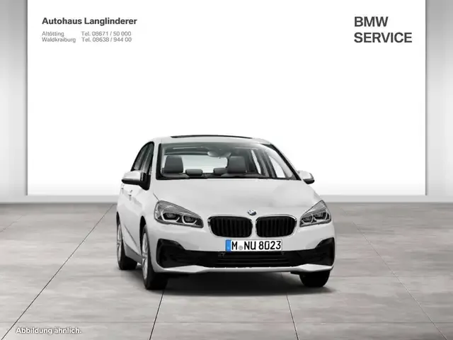 BMW 218