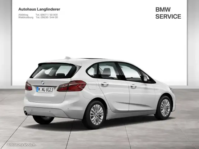 BMW 218