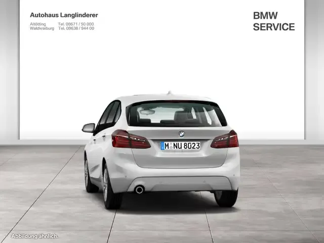 BMW 218