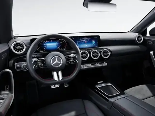 Mercedes-Benz CLA 220