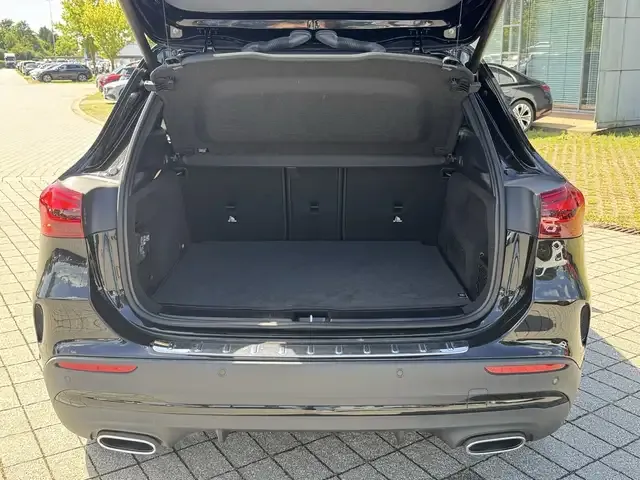 Mercedes-Benz GLA 180