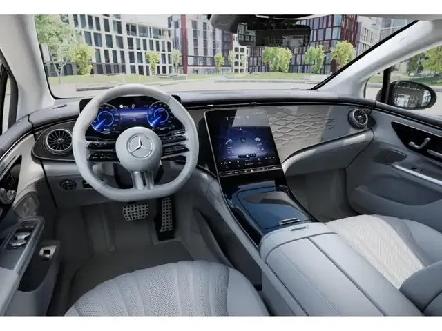 Mercedes-Benz EQE 300