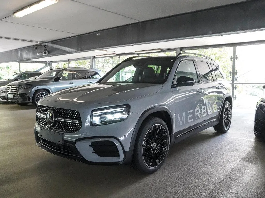 Mercedes-Benz GLB 200