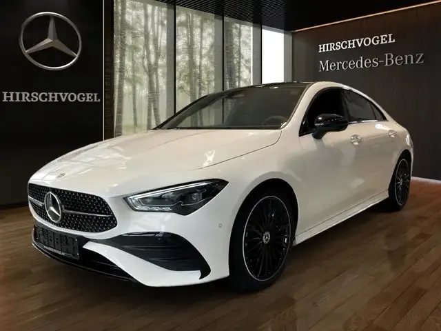 Mercedes-Benz CLA 220