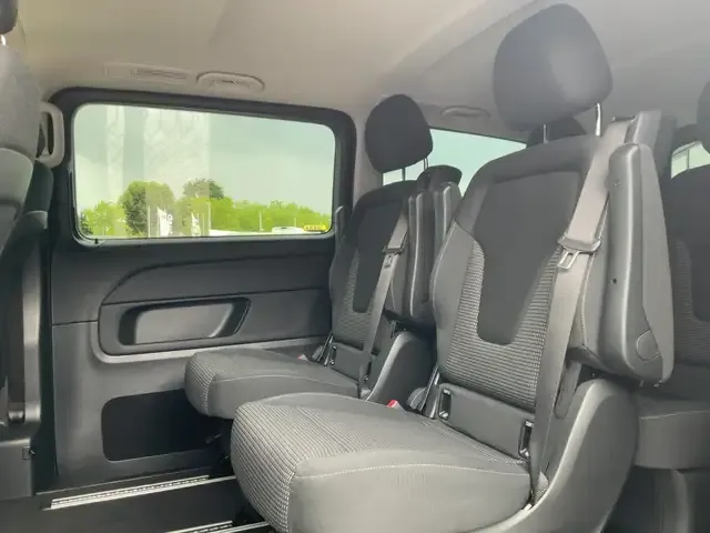 Mercedes-Benz 300