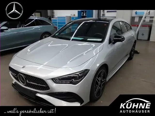 Mercedes-Benz CLA 180
