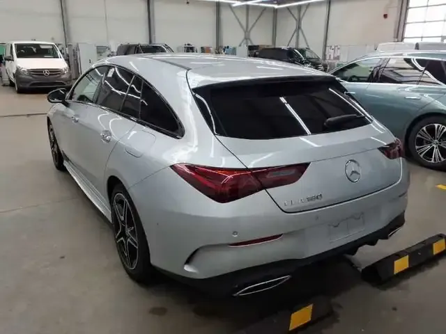 Mercedes-Benz CLA 180