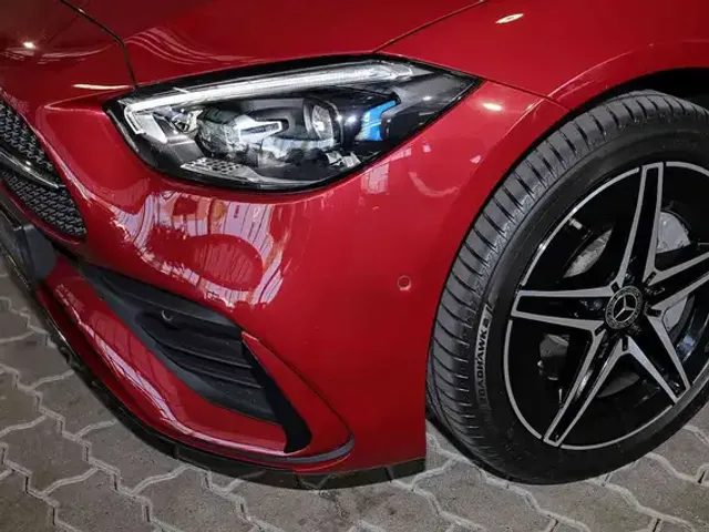 Mercedes-Benz C 300