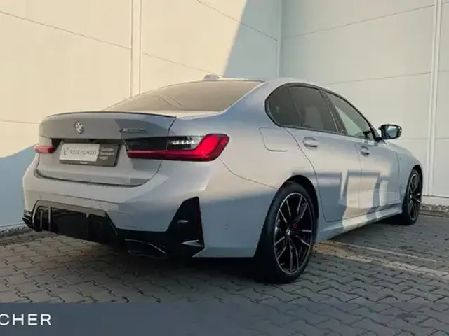 BMW 340