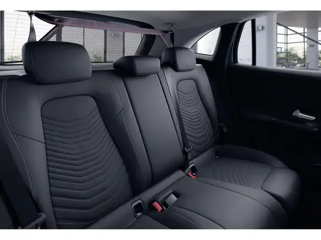 Mercedes-Benz GLA 220