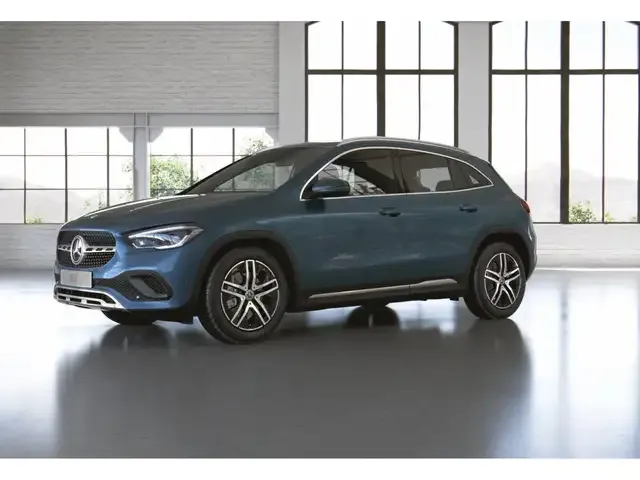 Mercedes-Benz GLA 220