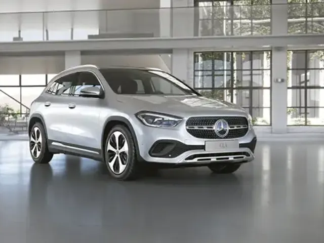 Mercedes-Benz GLA 200