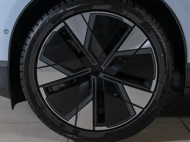 Volvo EX30