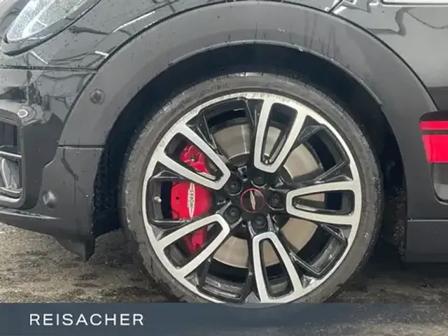 MINI John Cooper Works Clubman