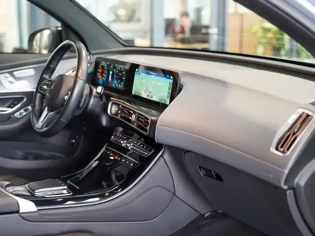 Mercedes-Benz EQC 400