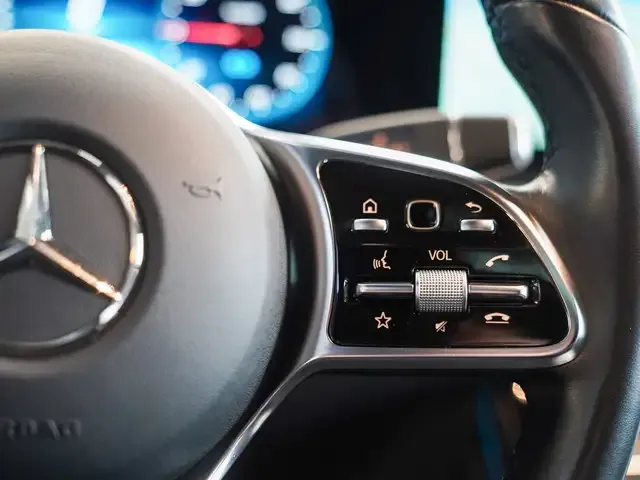 Mercedes-Benz EQC 400