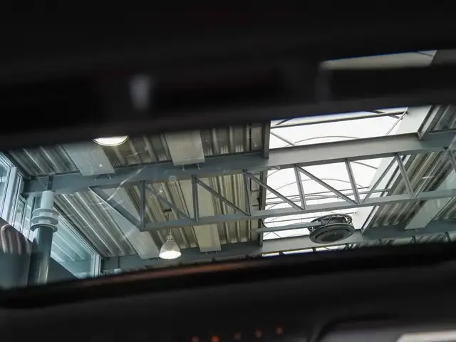 Mercedes-Benz EQC 400