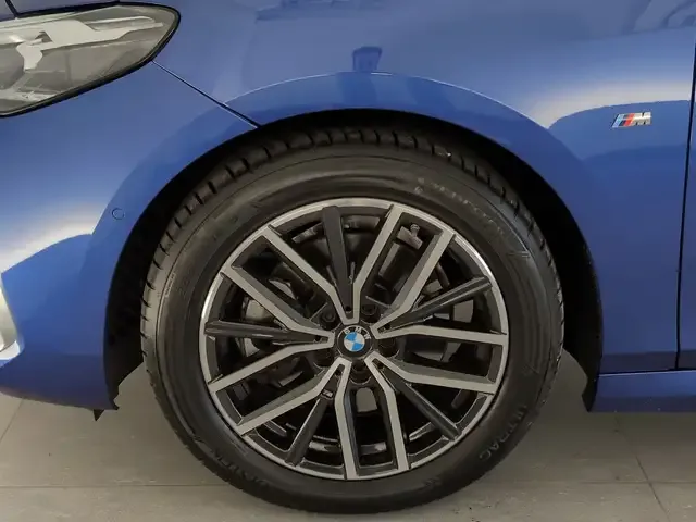 BMW 223