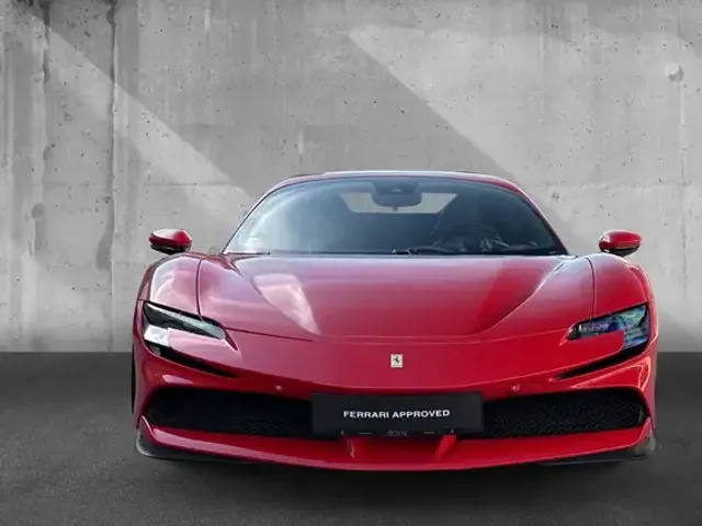 Ferrari SF90 Spider