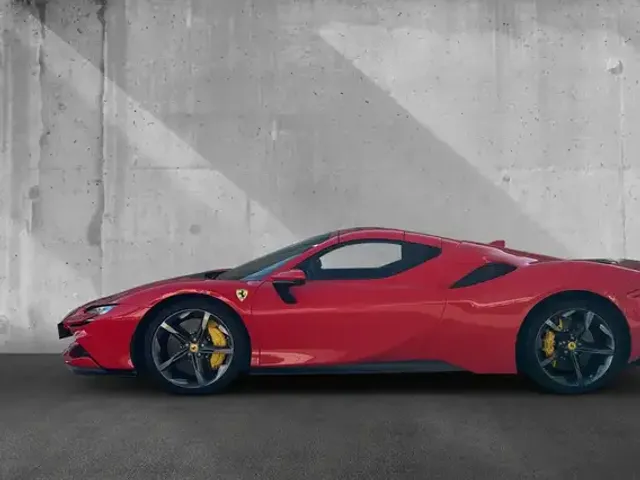 Ferrari SF90 Spider