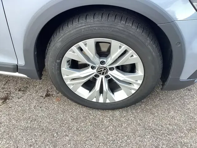 Volkswagen Passat Alltrack