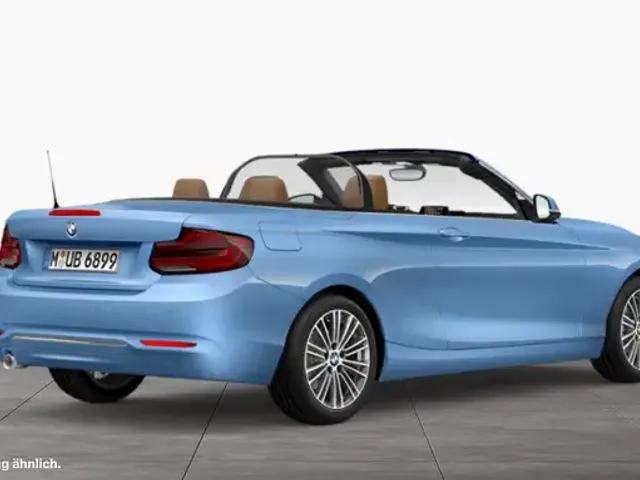 BMW 218