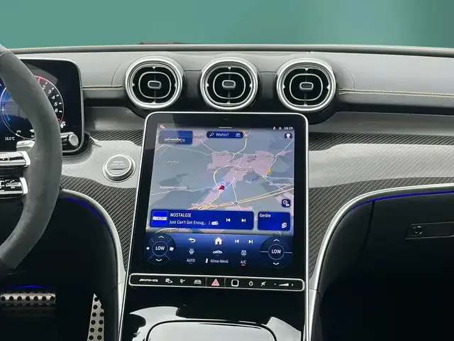 Mercedes-Benz C 63 AMG