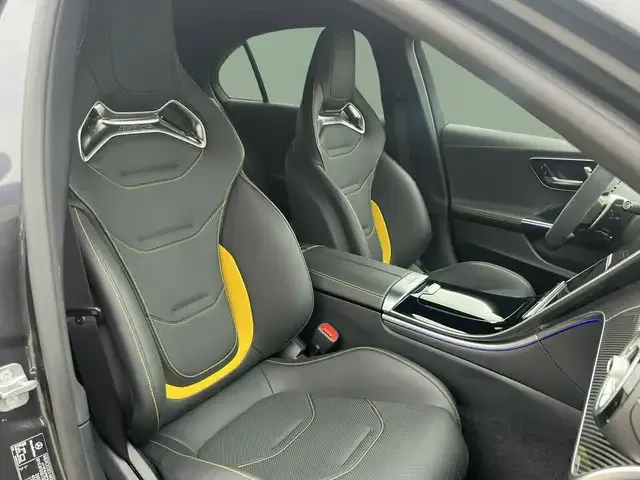 Mercedes-Benz C 63 AMG