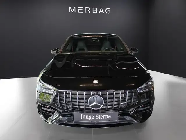 Mercedes-Benz CLA 45 AMG