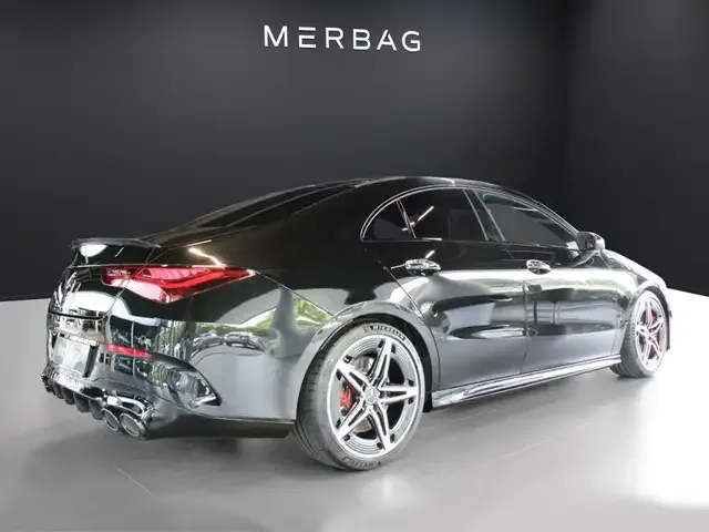 Mercedes-Benz CLA 45 AMG