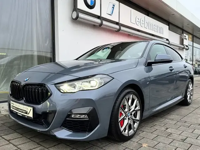 BMW 220