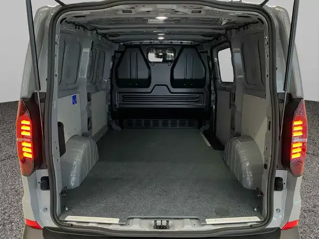 Volkswagen T7 Transporter