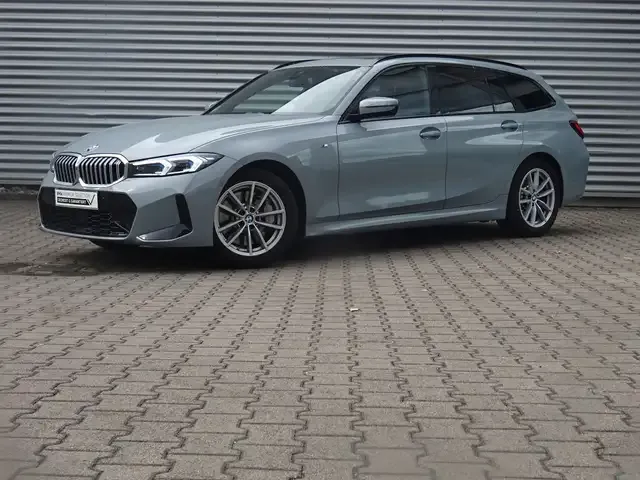 BMW 330