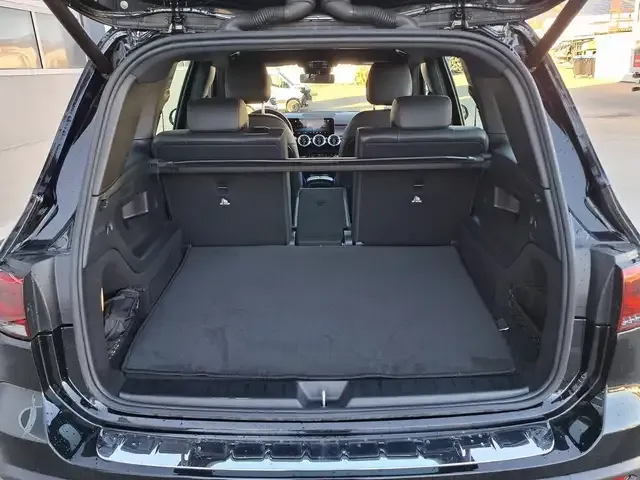 Mercedes-Benz EQB 300