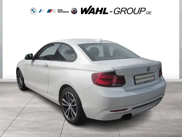 BMW 220