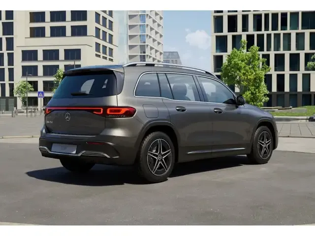 Mercedes-Benz EQB 250