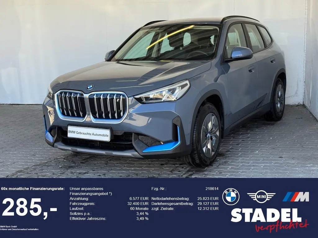 BMW iX1