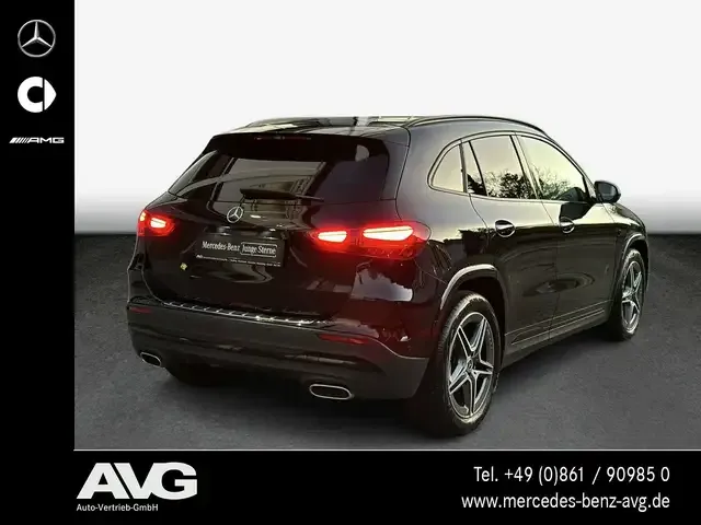 Mercedes-Benz GLA 200