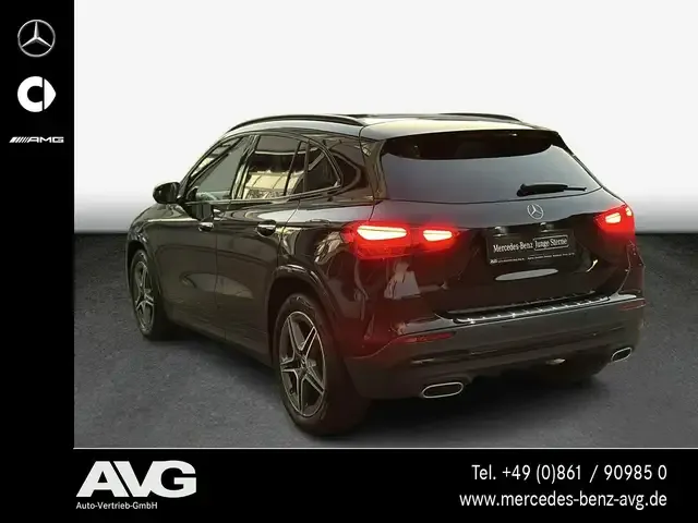 Mercedes-Benz GLA 200