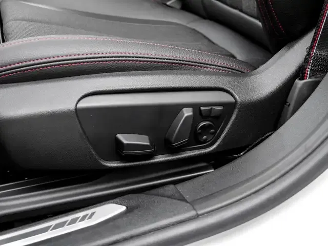 BMW 128
