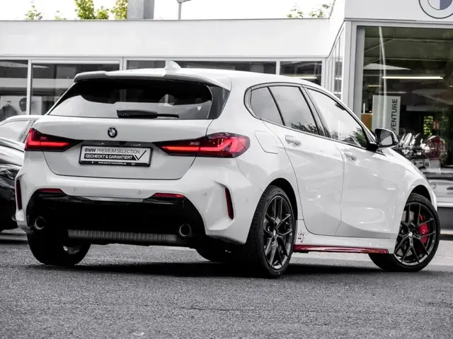 BMW 128