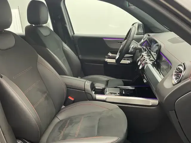 Mercedes-Benz EQB 250