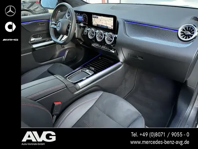 Mercedes-Benz GLA 220