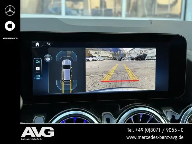 Mercedes-Benz GLA 220