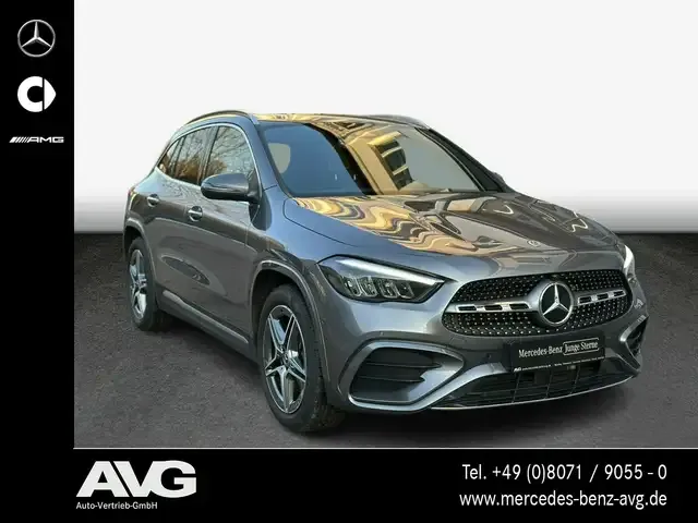 Mercedes-Benz GLA 220