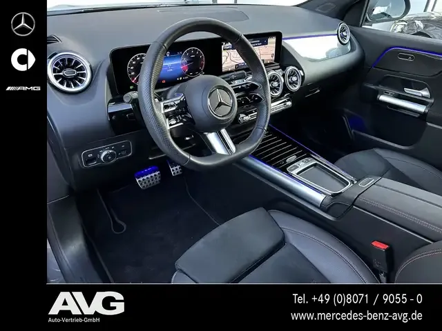 Mercedes-Benz GLA 220